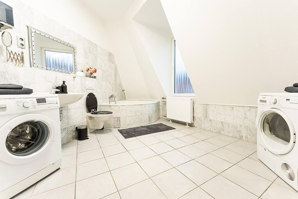 Apartamento Loft Mit Billard-Tisch Und Ps4 Wuppertal Exterior foto
